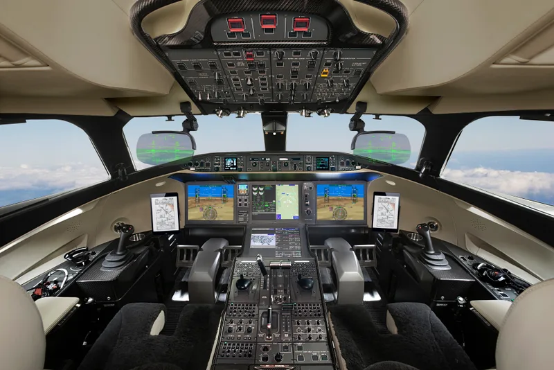 Global 7500 Vision flight deck